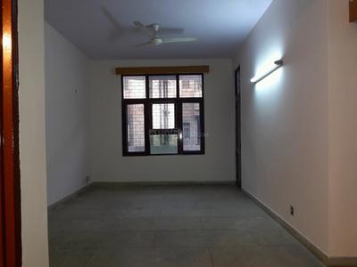 Gallery Cover Image of 1050 Sq.ft 2 BHK Apartment for buy in Patparganj for 14000000