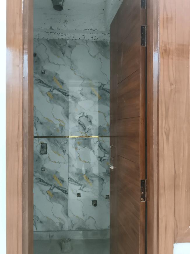 The Ultima 107 - Image 15