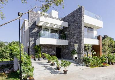 4 BHK Independent House
