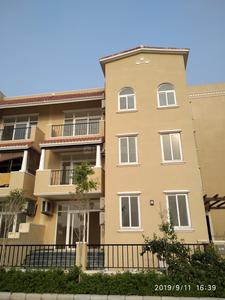 Gallery Cover Image of 3150 Sq.ft 3 BHK Independent Floor for buy in Sector 65 for 16000000
