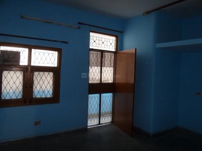 Gallery Cover Image of 250 Sq.ft 1 RK Independent Floor for buy in Sector 110A for 800000
