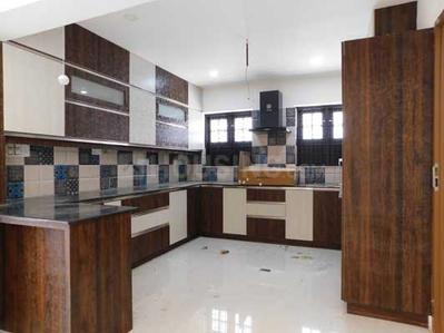 Gallery Cover Image of 2400 Sq.ft 4 BHK Independent House for buy in Karimankulam for 22500000