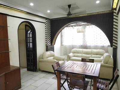 Gallery Cover Image of 800 Sq.ft 1 BHK Apartment for rent in Khar West for 57000