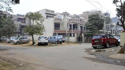Gallery Cover Image of 1800 Sq.ft 3 BHK Independent Floor for buy in Sector 57 for 12500000