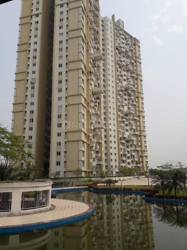 999 Sqft 2 BHK Apartment for sale in Elita Garden Vista Phase 2 New