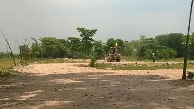 Gallery Cover Image of Sq.ft Residential Plot for buy in Thakurpukur for 700000