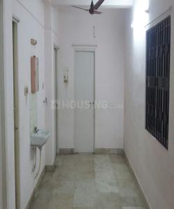 Gallery Cover Image of 770 Sq.ft 2 BHK Apartment for buy in Velachery for 4100000