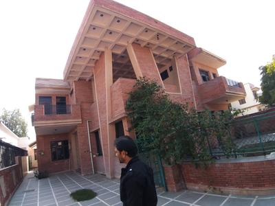 10 BHK Independent House