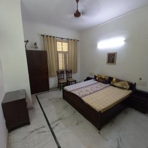 Bedroom Image of PG For Girls in Sector 40