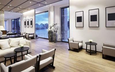 Gallery Cover Image of 975 Sq.ft 3 BHK Apartment for buy in Kandivali West for 22000000