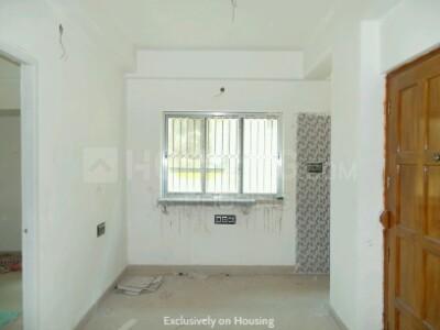 Gallery Cover Image of 750 Sq.ft 2 BHK Apartment for buy in Tollygunge for 3500000