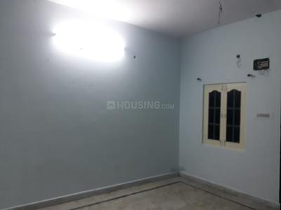 Gallery Cover Image of 3000 Sq.ft 2 BHK Apartment for rent in Ghansi Bazaar for 14000