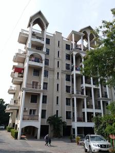 Gallery Cover Image of 1600 Sq.ft 3 BHK Apartment for buy in Tingre Nagar for 10700000