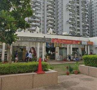 Gallery Cover Image of 1192 Sq.ft 2 BHK Apartment for buy in Emaar The Palm Drive, Sector 66 for 13000000