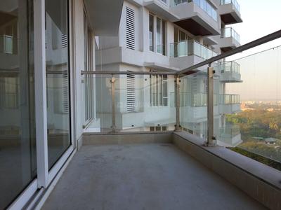 Gallery Cover Image of 3325 Sq.ft 4 BHK Apartment for buy in Govandi for 78000000