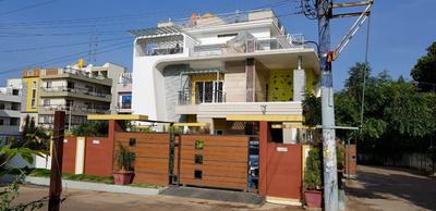 Gallery Cover Image of 4000 Sq.ft 5 BHK Villa for buy in Bommasandra for 40000000
