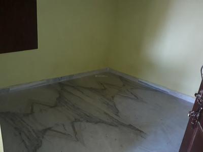 Gallery Cover Image of 210 Sq.ft 1 RK Independent Floor for rent in Sector 44 for 5000
