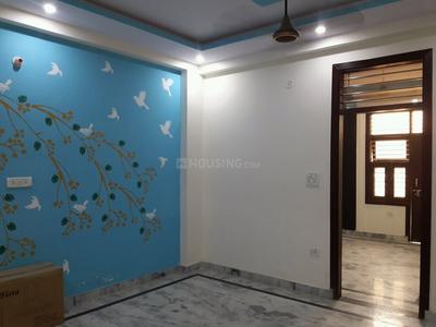 Gallery Cover Image of 1250 Sq.ft 3 BHK Independent Floor for buy in Govindpuram for 3200000