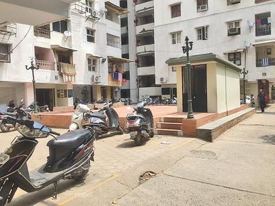 Gallery Cover Image of 1062 Sq.ft 2 BHK Apartment for buy in Memnagar for 5500000