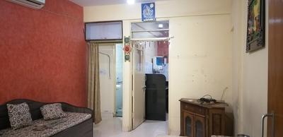 Gallery Cover Image of 650 Sq.ft 2 BHK Apartment for rent in Hadapsar for 10000