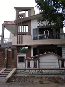 Gallery Cover Image of 2800 Sq.ft 3 BHK Independent House for buy in PI Greater Noida for 13000000