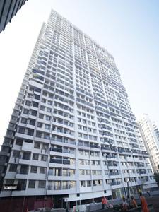 Gallery Cover Image of 1650 Sq.ft 3 BHK Apartment for buy in Malad East for 39800000