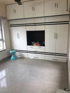 Gallery Cover Image of 1800 Sq.ft 3 BHK Apartment for rent in Park Street Area for 45000