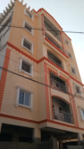 Gallery Cover Image of 2370 Sq.ft 3 BHK Apartment for buy in Kammanahalli for 10800000
