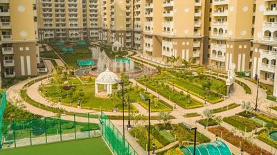 Gallery Cover Image of 2505 Sq.ft 4 BHK Apartment for buy in Chi V Greater Noida for 10896750