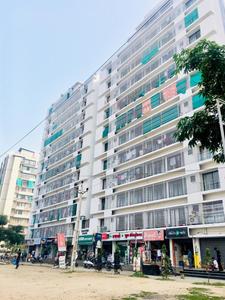 Gallery Cover Image of 1530 Sq.ft 3 BHK Apartment for buy in Golden Swarnim Square, Chharodi for 7000000