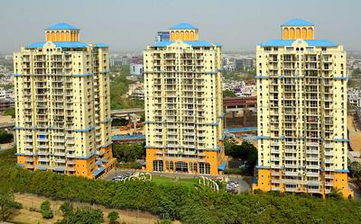 Gallery Cover Image of 2250 Sq.ft 4 BHK Apartment for buy in DLF Phase 3 for 26000000