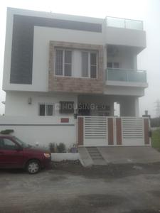 Gallery Cover Image of 600 Sq.ft 2 BHK Independent House for buy in Kelambakkam for 3100000