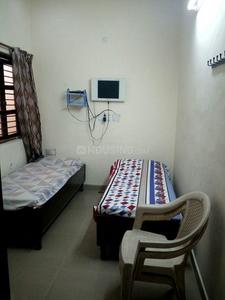 Bedroom Image of Daranwal Girl's PG in Civil Lines