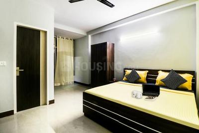 Bedroom Image of Oyo Life Grg1696 Sector 54 Metro in Sector 55