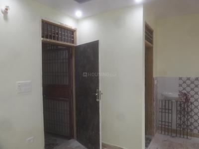 Gallery Cover Image of 400 Sq.ft 1 BHK Apartment for buy in Dwarka Mor for 1600000