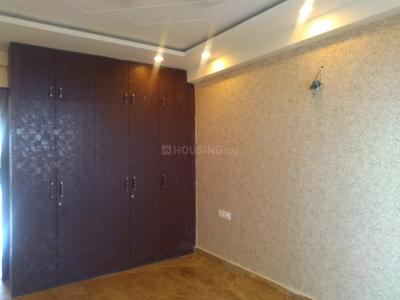 3 BHK इंडिपेंडेंट बिल्डर फ्लोर