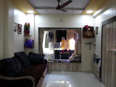 Gallery Cover Image of 650 Sq.ft 1 BHK Apartment for buy in Sion for 9500000