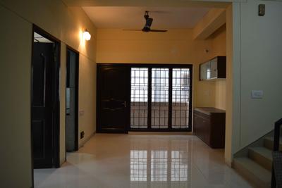 Gallery Cover Image of 1745 Sq.ft 3 BHK Apartment for buy in T Nagar for 17500000