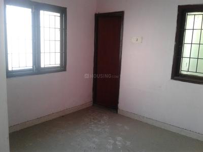 Gallery Cover Image of 700 Sq.ft 2 BHK Apartment for buy in Arumbakkam for 4400000