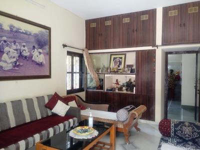 Gallery Cover Image of 2200 Sq.ft 3 BHK Villa for buy in Karelibaug for 15100000