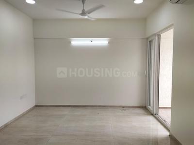 Gallery Cover Image of 651 Sq.ft 2 BHK Apartment for rent in Runwal Forest Tower 1 To 4, Kanjurmarg West for 30000