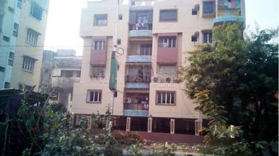Gallery Cover Image of 901 Sq.ft 2 BHK Apartment for buy in Lake Gardens for 6500000