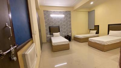 Bedroom Image of Cubic Stays Pvt Ltd in Sector 70
