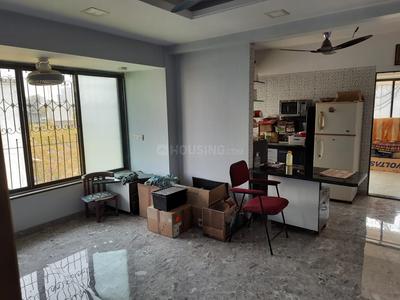 Gallery Cover Image of 800 Sq.ft 2 BHK Apartment for rent in Dadar East for 50000