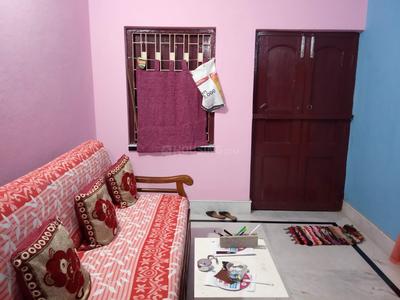 Gallery Cover Image of 900 Sq.ft 2 BHK Independent Floor for rent in North Dum Dum for 10000