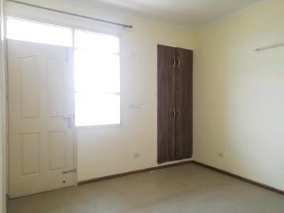 Gallery Cover Image of 2095 Sq.ft 4 BHK Apartment for buy in Lake View Apartment, Sector 48 for 8500000