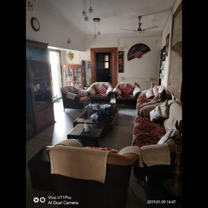 Gallery Cover Image of 1040 Sq.ft 2 BHK Apartment for buy in Vile Parle East for 20000000