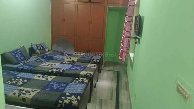 Bedroom Image of Boys PG in Sector 32