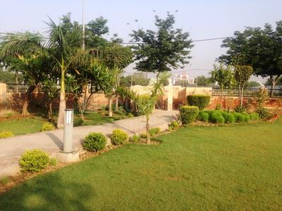 Gallery Cover Image of 1800 Sq.ft 4 BHK Villa for buy in Sector 27 for 6500000
