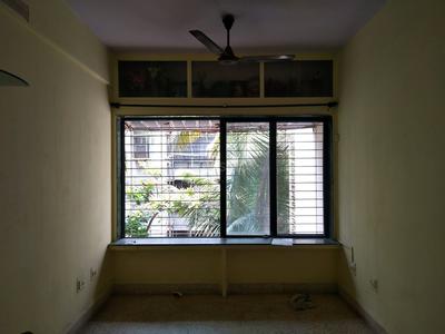 Gallery Cover Image of 500 Sq.ft 1 BHK Apartment for rent in Andheri West for 30000